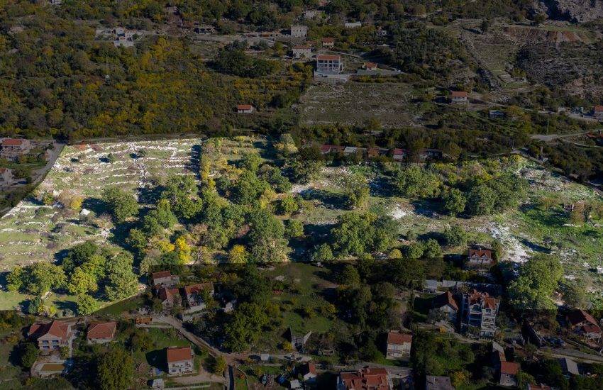 plot for sale in Risan Montenegro