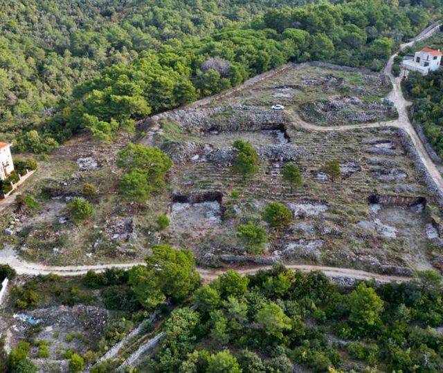 Land for sale in Lustica-peninsula Žanjice Christoph Shoen Astra Real Estate Montenegro 1